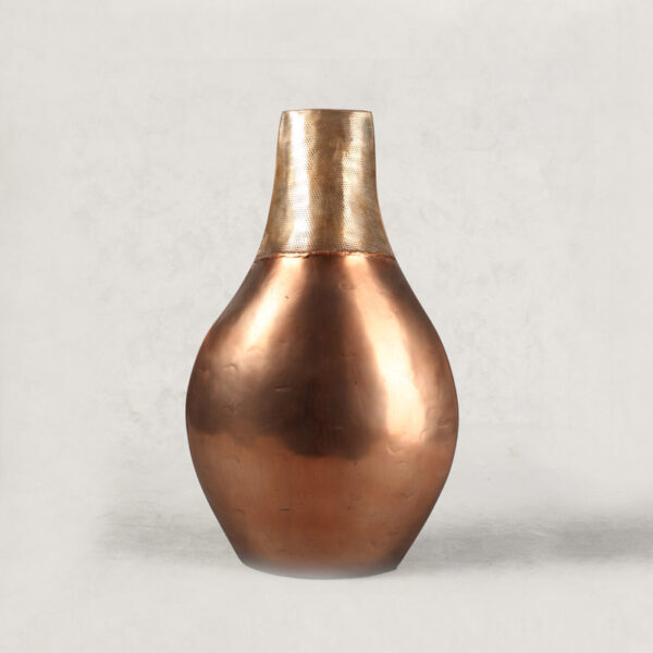 Aluminium eye bottle Vase