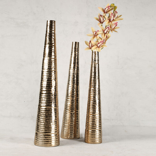 Round Tall Taper Vase