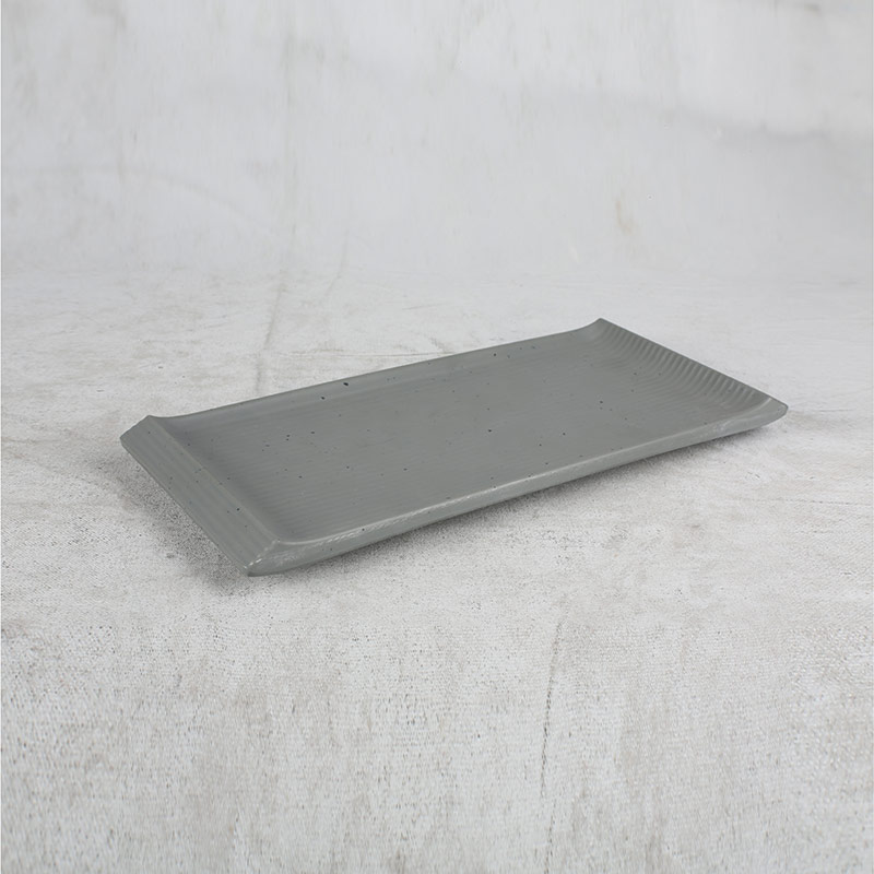 grey 006 1 nobility platter